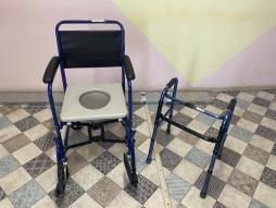 В МАДОУ "Детский сад № 47" имеется кресло-коляска с санитарным оснащением для инвалидов